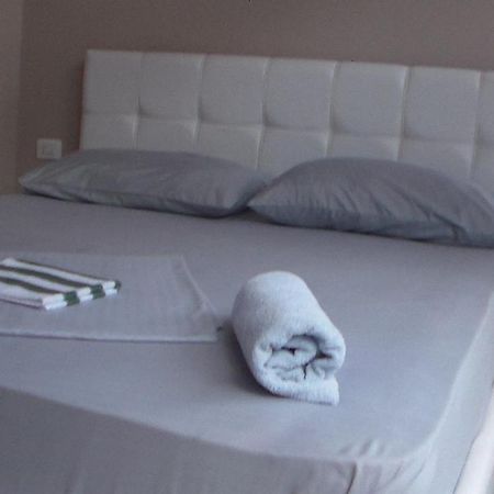 Shkoder Hotel Temali Exteriör bild