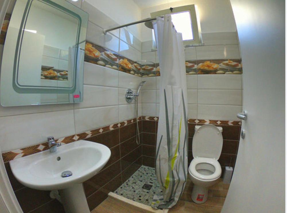 Shkoder Hotel Temali Exteriör bild
