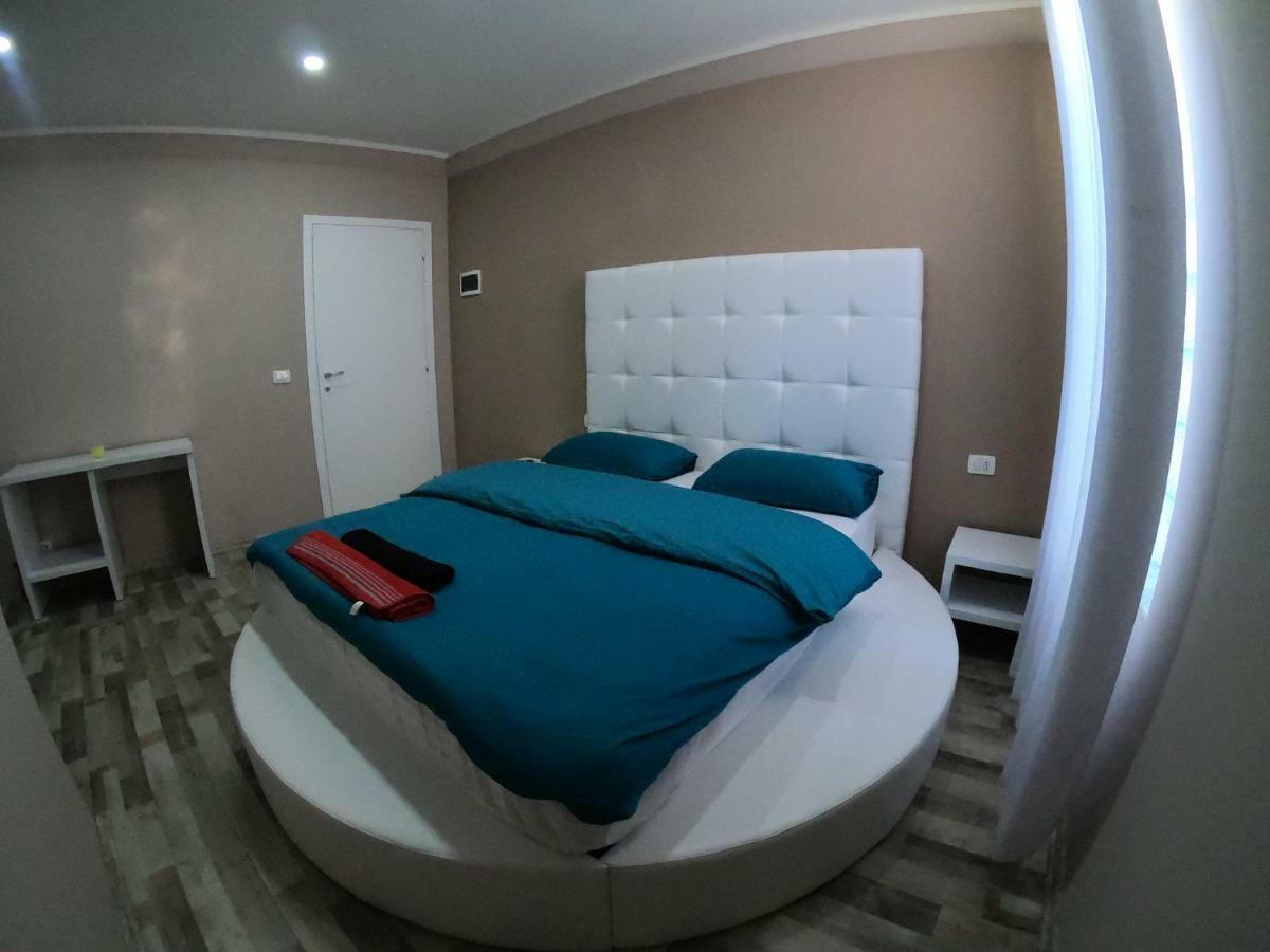 Shkoder Hotel Temali Exteriör bild